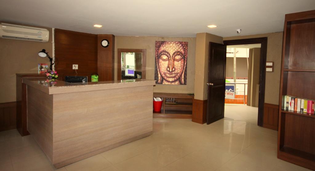 Baywatch Boutique Hotel Ao Nang Krabi Bagian luar foto